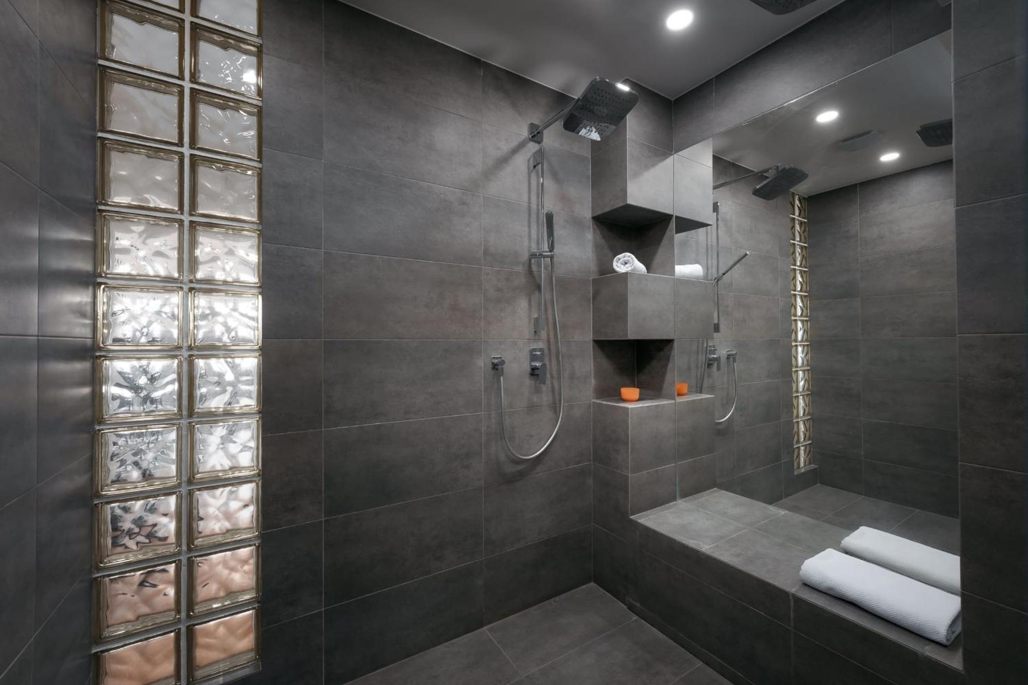 Dot 3 Bdr Apartment With Tyn Cathedral View & Ac Prag Exterior foto