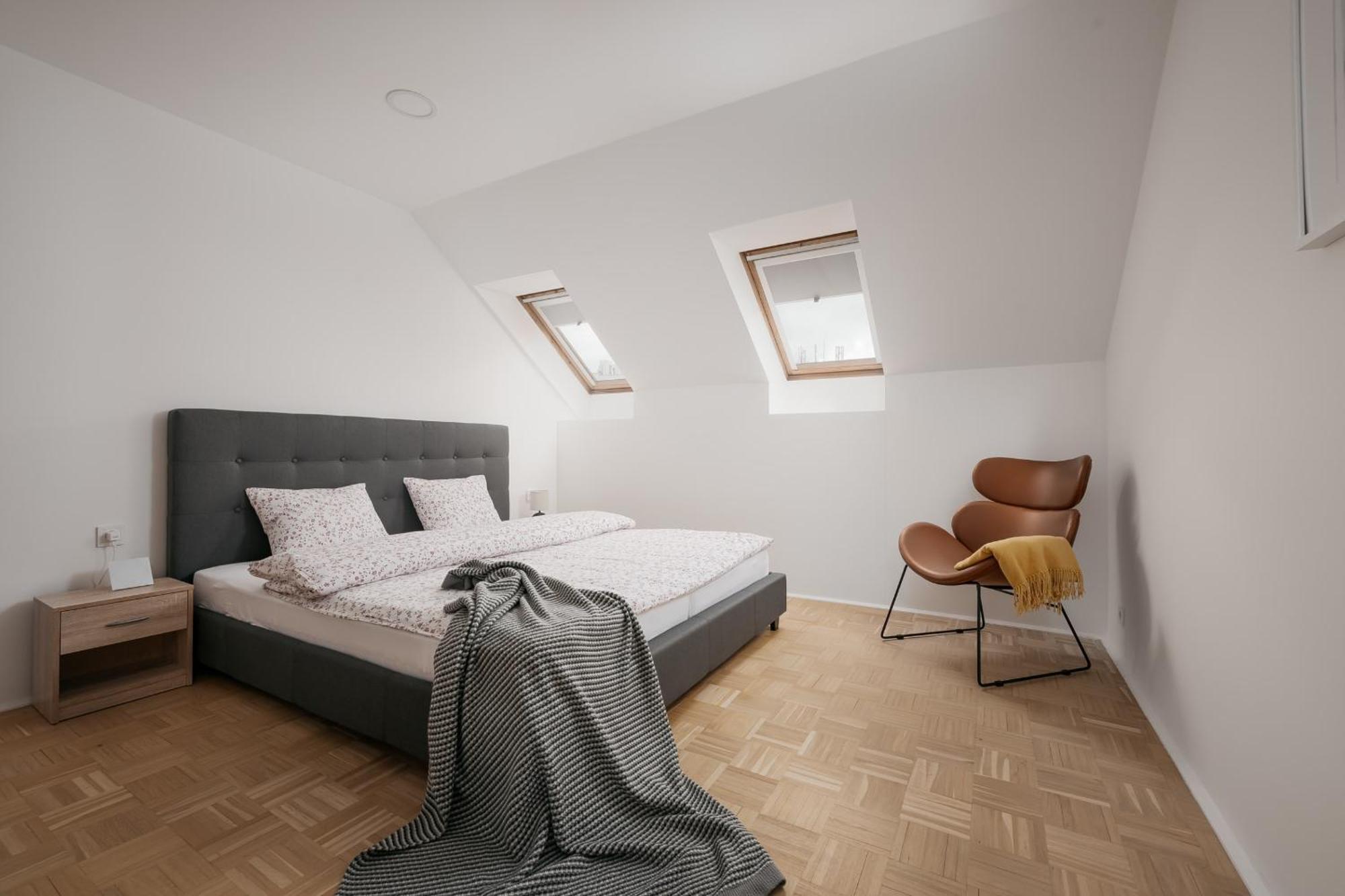 Dot 3 Bdr Apartment With Tyn Cathedral View & Ac Prag Exterior foto
