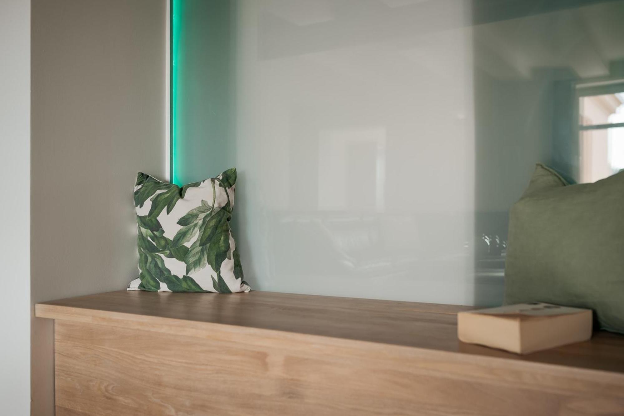 Dot 3 Bdr Apartment With Tyn Cathedral View & Ac Prag Exterior foto