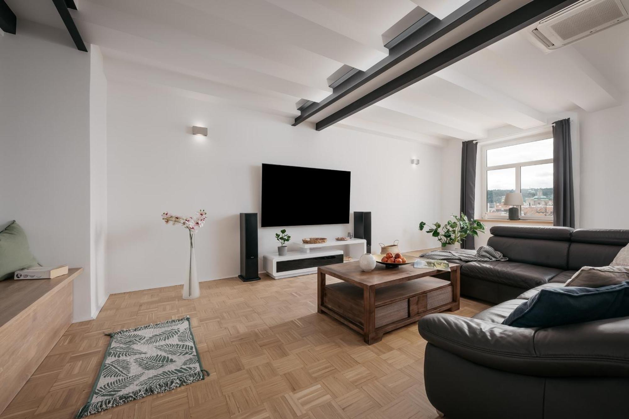 Dot 3 Bdr Apartment With Tyn Cathedral View & Ac Prag Exterior foto