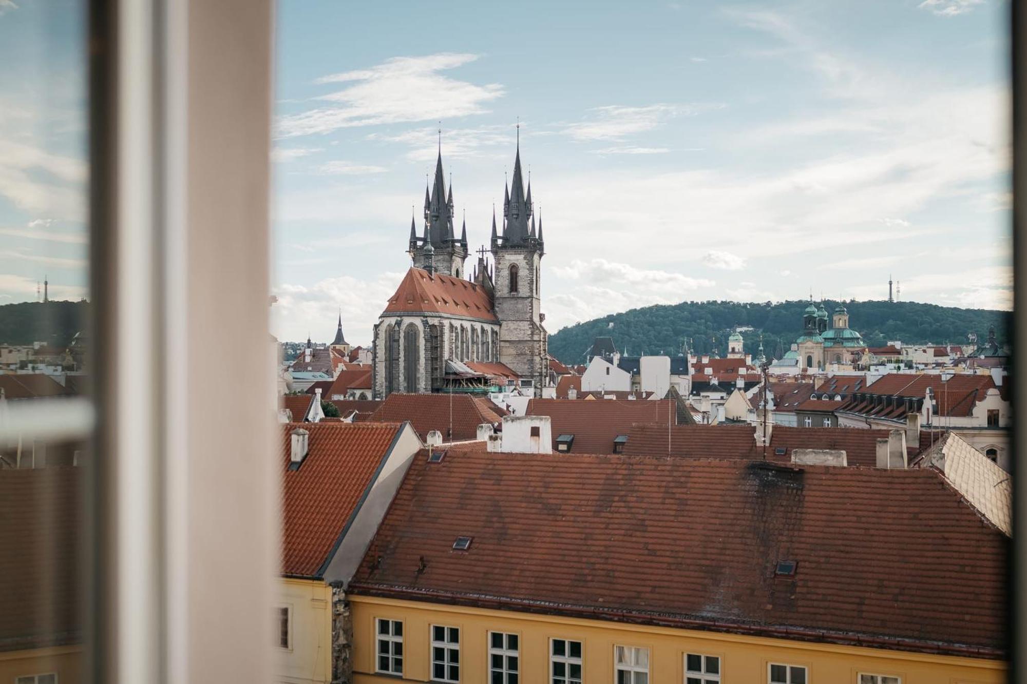 Dot 3 Bdr Apartment With Tyn Cathedral View & Ac Prag Exterior foto